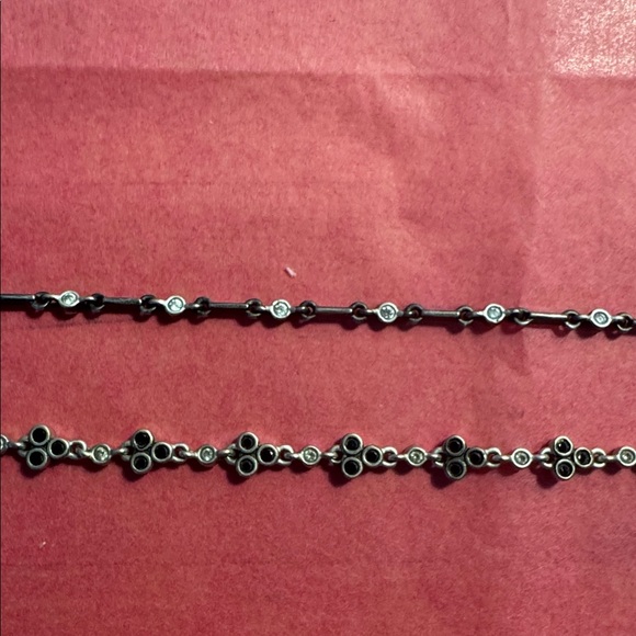 Freida Rothman: Necklace, Earrings, 2 Bracelets, Cleaning Cloth & Travel Case - Picture 5 of 9